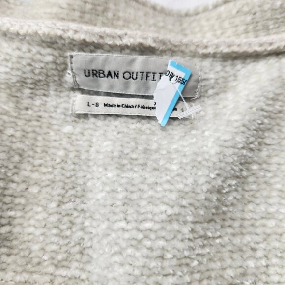 Urban Outfitters Women's Size Large Ivory Chenille Button Cardigan - Picture 6 of 7